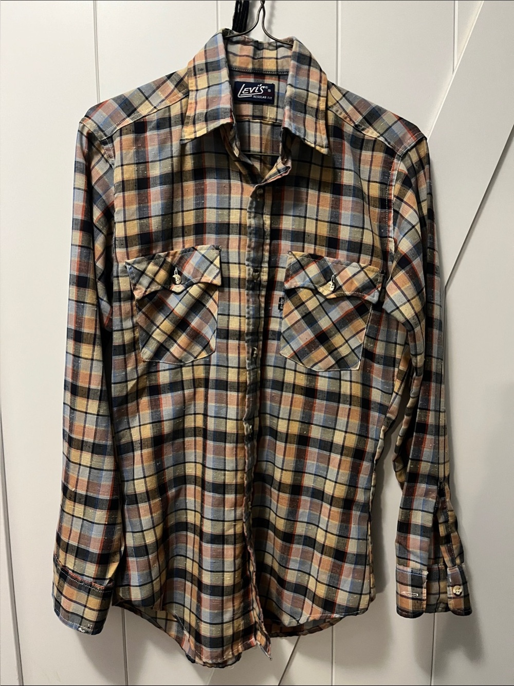 Vintage Levi's Men's Plaid Button-Down Shirt in Blue, Brown, Tan